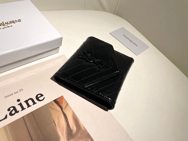 イヴサンローラン財布内部構造